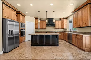 3480 E Macintosh Circle, Cottonwood Heights, UT 84121 - Photo 11