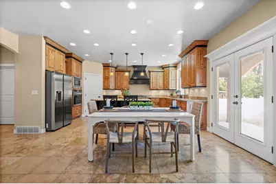 3480 E Macintosh Cir, Cottonwood Heights, UT 84121 - Photo 9