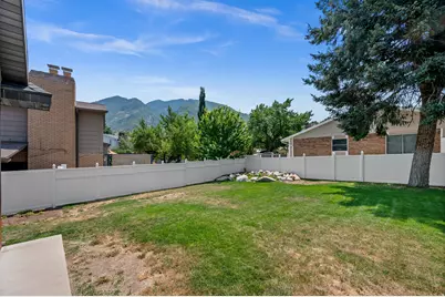 3480 E Macintosh Cir, Cottonwood Heights, UT 84121 - Photo 37