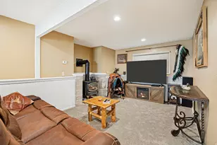 2425 E View Dr, South Weber, UT 84405 - Photo 23
