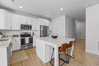 2112 W 3250 S, Syracuse, UT 84075 - Photo 7