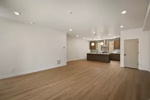948 E Grape Ivy Way S, Millcreek, UT 84106 - Photo 9