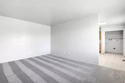 445 W 4900 S #2, Washington Terrace, UT 84405 - Photo 5