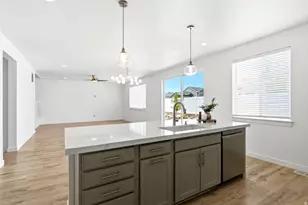 2060 W 900 N, Layton, UT 84041 - Photo 9