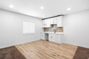 2060 W 900 N, Layton, UT 84041 - Photo 33