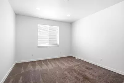 2060 W 900 N, Layton, UT 84041 - Photo 15