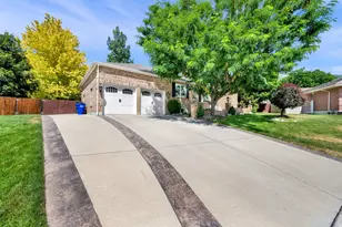 134 W Jennings Ln, Centerville, UT 84014 - Photo 3