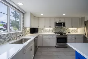 6062 S Fontaine Bleu Dr E, Salt Lake City, UT 84121 - Photo 5