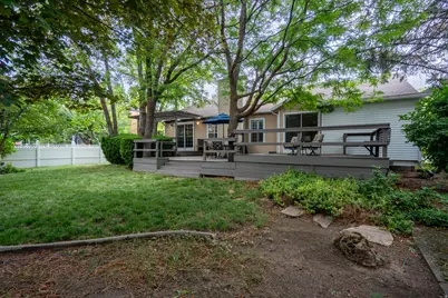 6062 S Fontaine Bleu Dr E, Salt Lake City, UT 84121 - Photo 11