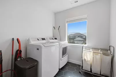 2088 S 2200 W, Woods Cross, UT 84087 - Photo 29