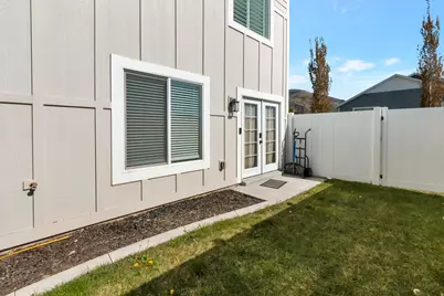 484 E 200 N, Millville, UT 84326 - Photo 5
