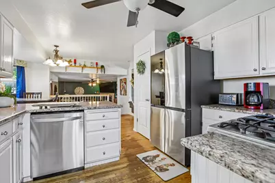 12183 S 2920 W, Riverton, UT 84065 - Photo 11
