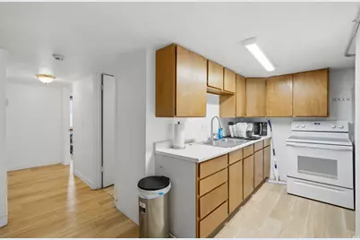 709 E 150 S, Provo, UT 84606 - Photo 23