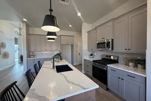 525 Serenity Cir, Ivins, UT 84738 - Photo 13