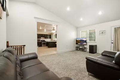 4079 N Mountain W, Eagle Mountain, UT 84005 - Photo 15