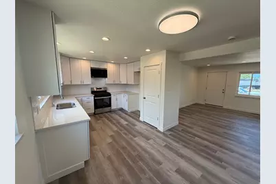 4996 S 4015 W, Taylorsville, UT 84129 - Photo 3