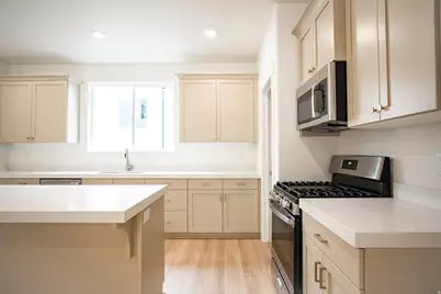 1225 E 1600 S #3, Provo, UT 84606 - Photo 3