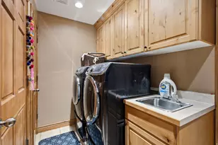 3158 E Old Ridge Cir S, Cottonwood Heights, UT 84121 - Photo 15