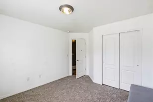 6059 Bayshore Dr, Stansbury Park, UT 84074 - Photo 31