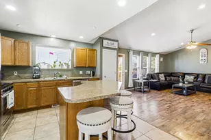 6059 Bayshore Dr, Stansbury Park, UT 84074 - Photo 21