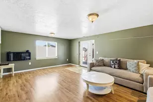 6059 Bayshore Dr, Stansbury Park, UT 84074 - Photo 35