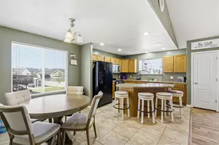 6059 Bayshore Dr, Stansbury Park, UT 84074 - Photo 23