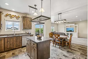 203 N 1900 W, Mapleton, UT 84664 - Photo 11