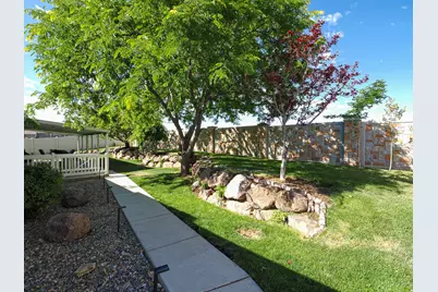 9324 S Wisteria Way, West Jordan, UT 84081 - Photo 11