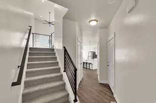 299 W 700 N, Vineyard, UT 84059 - Photo 9