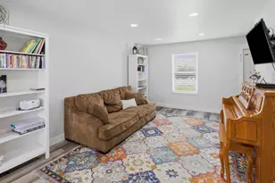999 N 900 W, West Bountiful, UT 84087 - Photo 29