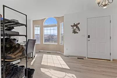 4121 Westlake Dr, Roy, UT 84067 - Photo 9