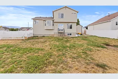 4121 Westlake Dr, Roy, UT 84067 - Photo 31