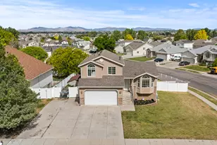4121 Westlake Dr, Roy, UT 84067 - Photo 43
