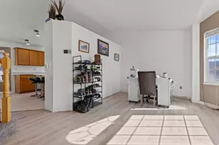 4121 Westlake Dr, Roy, UT 84067 - Photo 7
