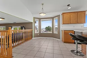 4121 Westlake Dr, Roy, UT 84067 - Photo 13