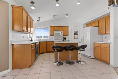4121 Westlake Dr, Roy, UT 84067 - Photo 11