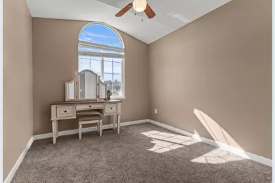 4121 Westlake Dr, Roy, UT 84067 - Photo 23