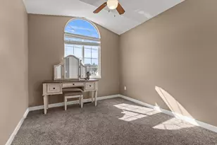 4121 Westlake Dr, Roy, UT 84067 - Photo 23