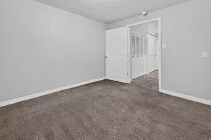 5473 S Walden Wood Cir W, Murray, UT 84123 - Photo 31