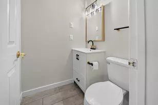 5473 S Walden Wood Cir W, Murray, UT 84123 - Photo 13