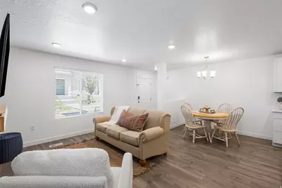 937 E Hercules Ct, Layton, UT 84040 - Photo 7