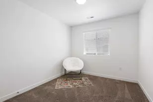 937 E Hercules Ct, Layton, UT 84040 - Photo 25