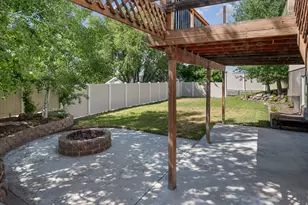 305 N Appleview Dr E, Santaquin, UT 84655 - Photo 27
