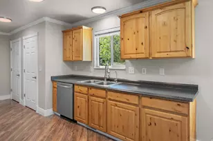 305 N Appleview Dr E, Santaquin, UT 84655 - Photo 9