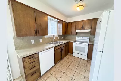 195 W 1190 N, Logan, UT 84341 - Photo 7