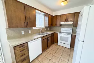 195 W 1190 N, Logan, UT 84341 - Photo 7