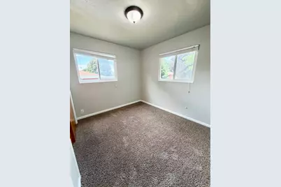 1055 E Sherwood Dr, Ogden, UT 84404 - Photo 19