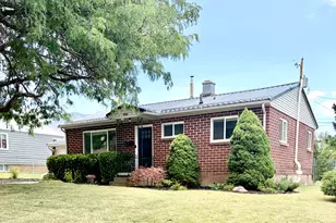 1055 E Sherwood Dr, Ogden, UT 84404 - Photo 3
