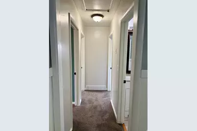 1055 E Sherwood Dr, Ogden, UT 84404 - Photo 13