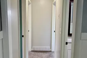 1055 E Sherwood Dr, Ogden, UT 84404 - Photo 13